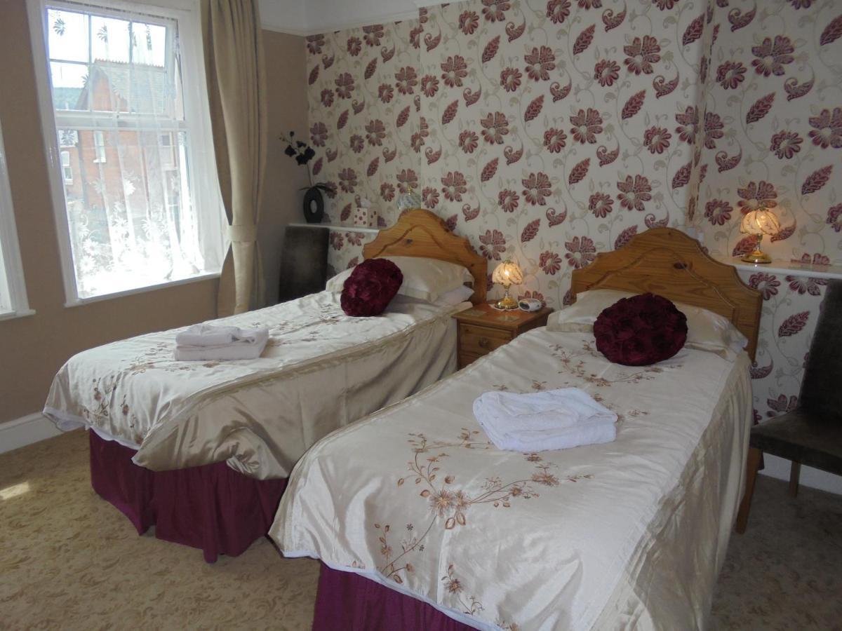 Sunfield B&B Майнхед Экстерьер фото